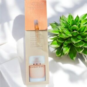 Clinique Simply Perfume Sample